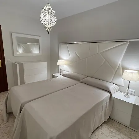 Apartment Arevalo Center, Parking Gratis Lucena Exterior photo
